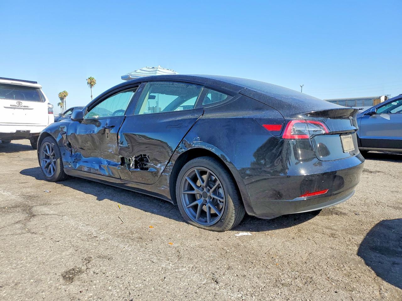 2023 Tesla Model 3 - Image 2