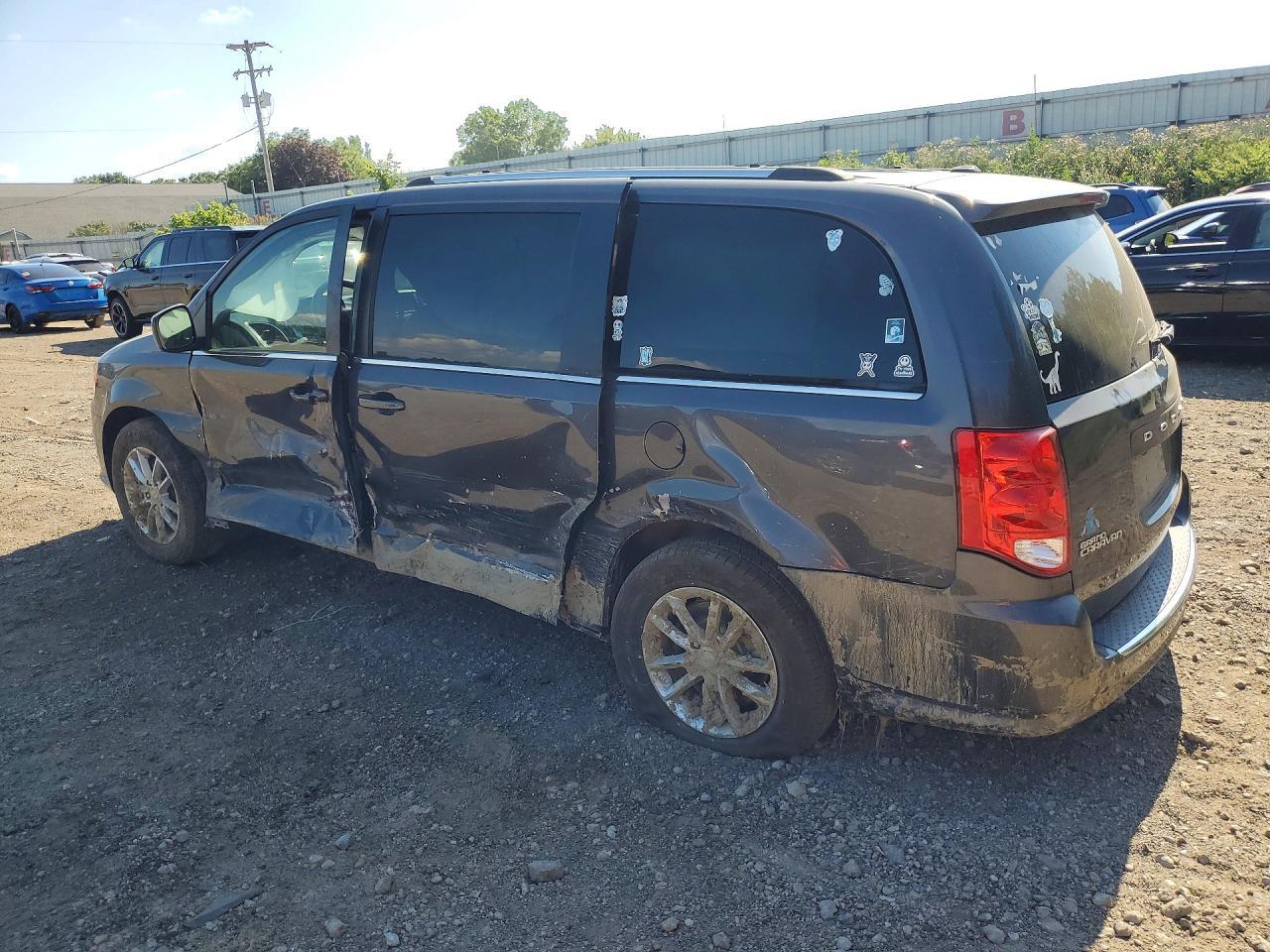 2019 Dodge Grand Caravan Sxt - Фото 2