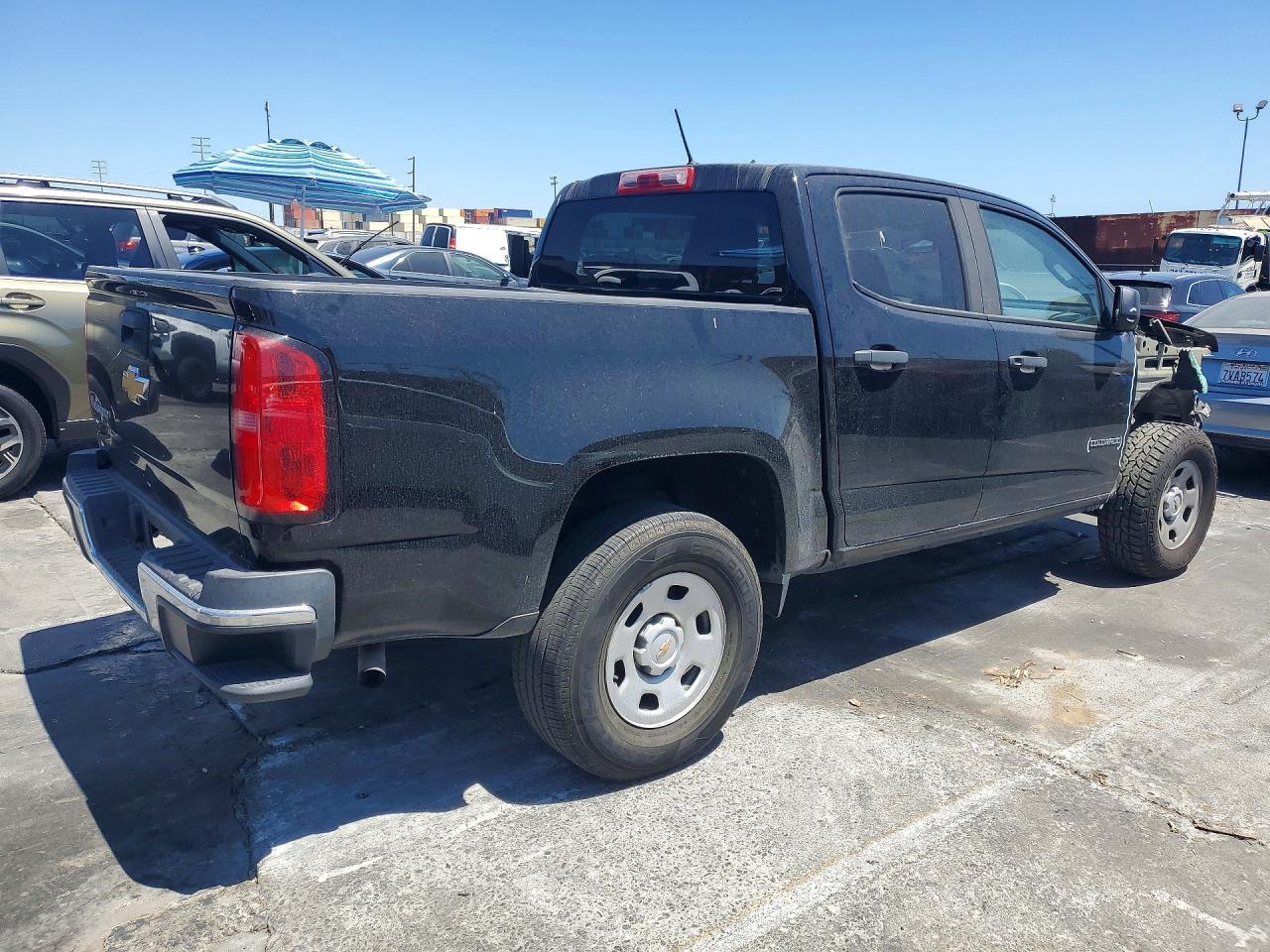 2019 Chevrolet Colorado - Image 3