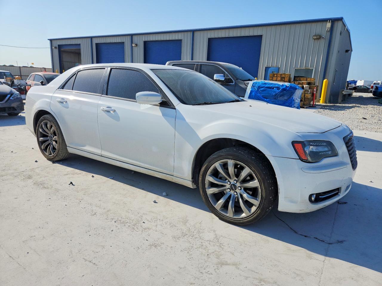 2014 Chrysler 300 S - Фото 4