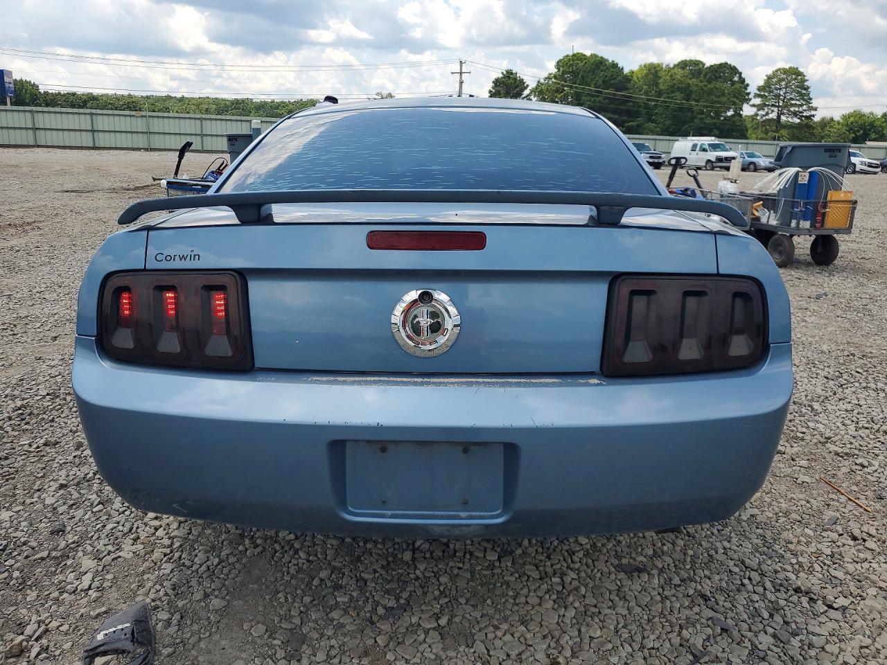 2006 Ford Mustang - Image 6