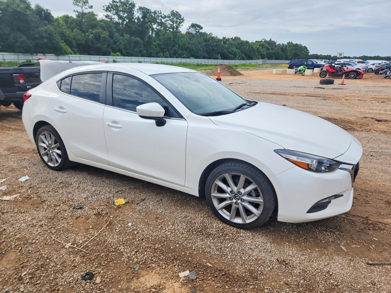 2017 Mazda 3 Touring - Фото 4