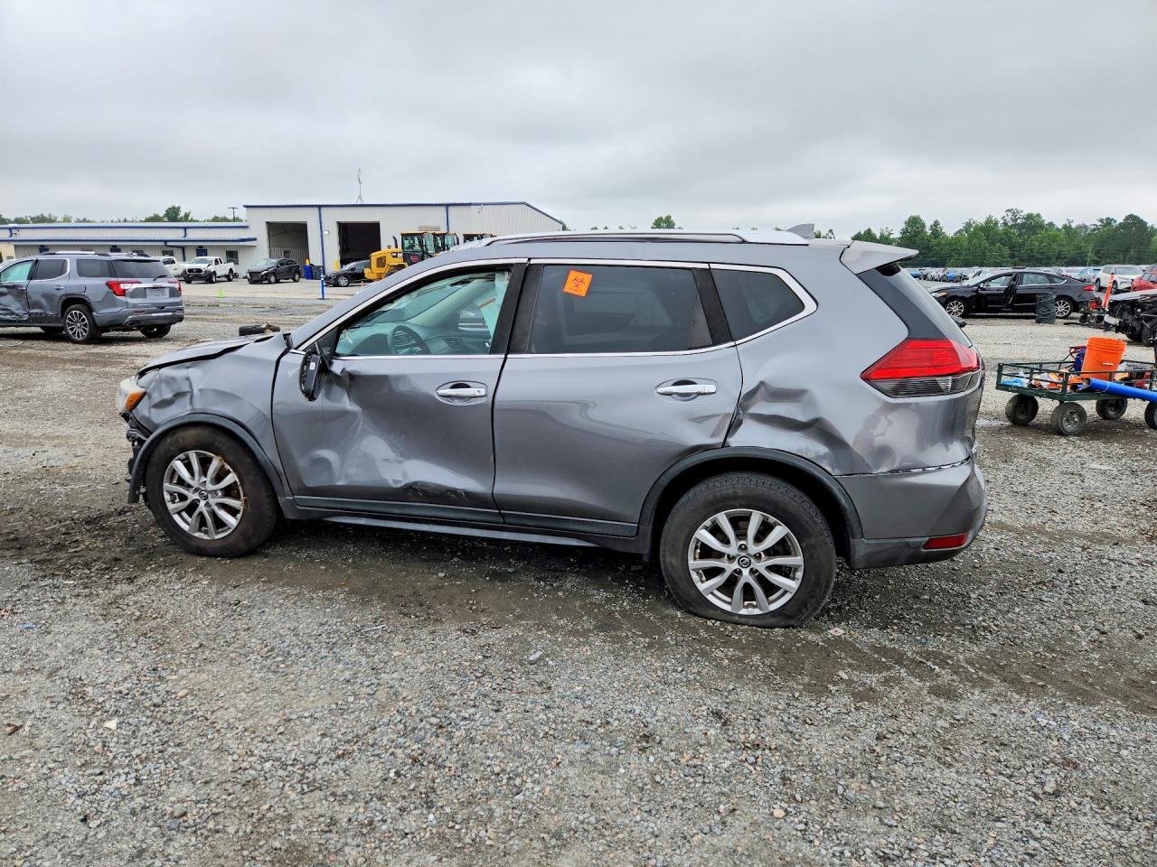 2017 Nissan Rogue Sv - Фото 2