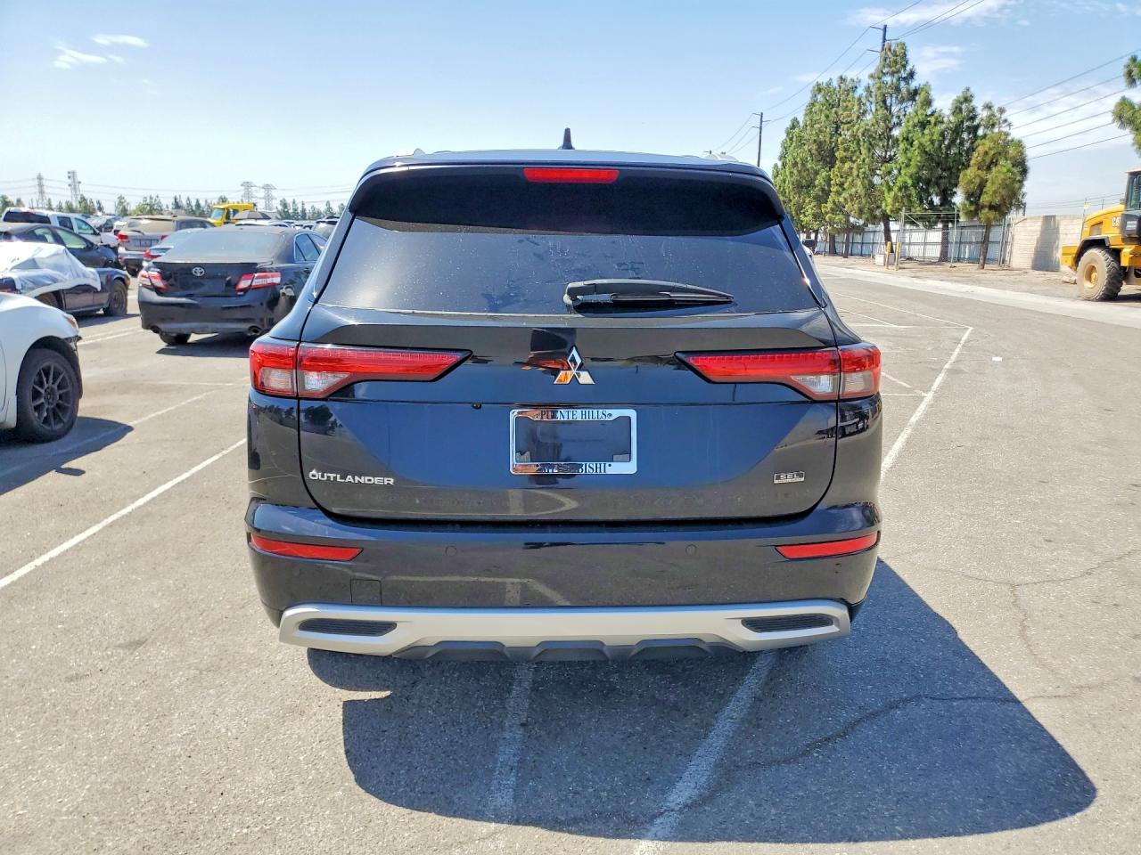 2022 Mitsubishi Outlander Sel - Фото 6