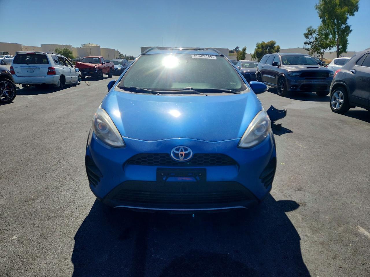2018 Toyota Prius C - Image 5