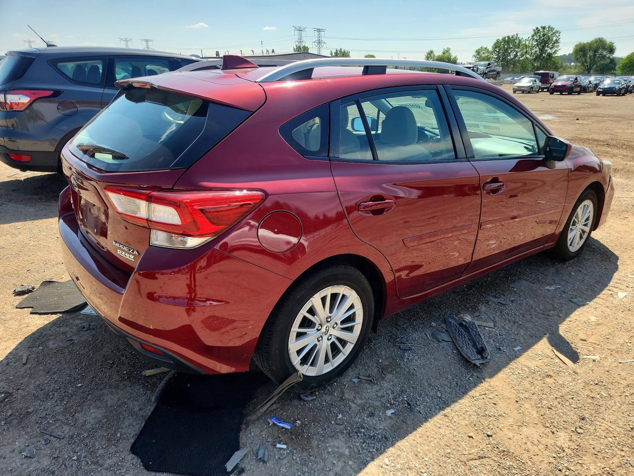 2017 Subaru Impreza Premium Plus - Фото 3