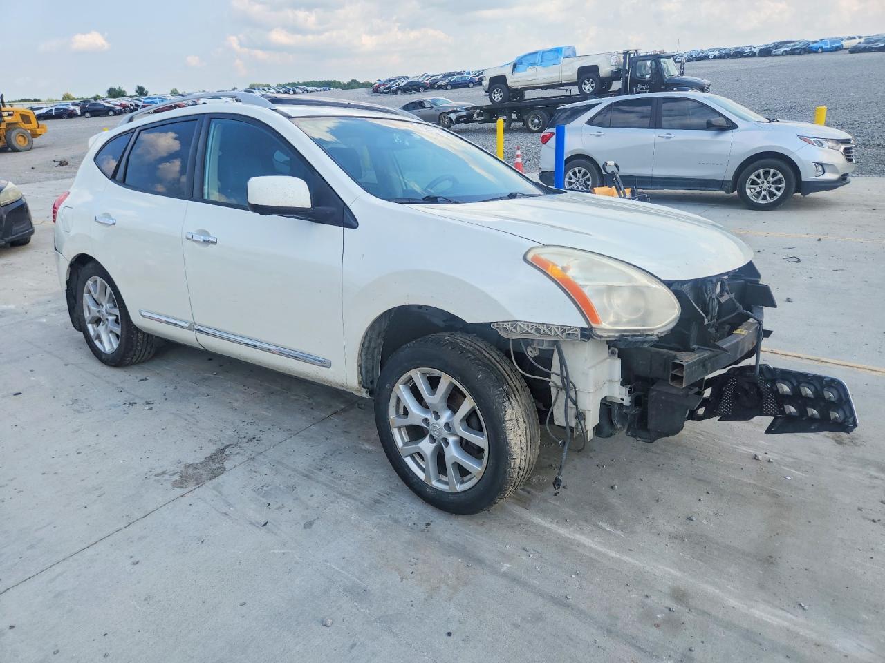 2013 Nissan Rogue S - Фото 4