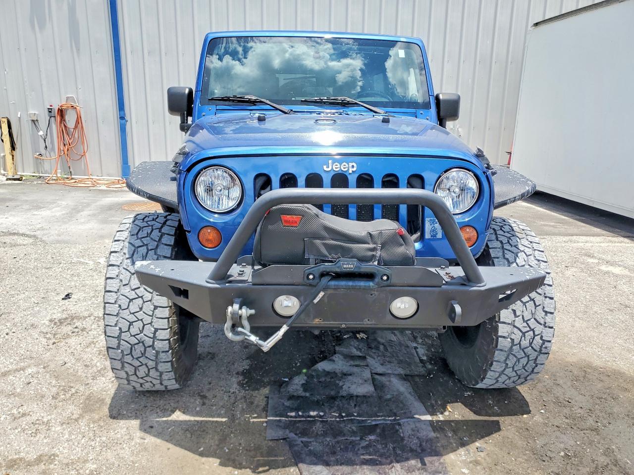 2010 Jeep Wrangler Unlimited Sahara - Фото 5