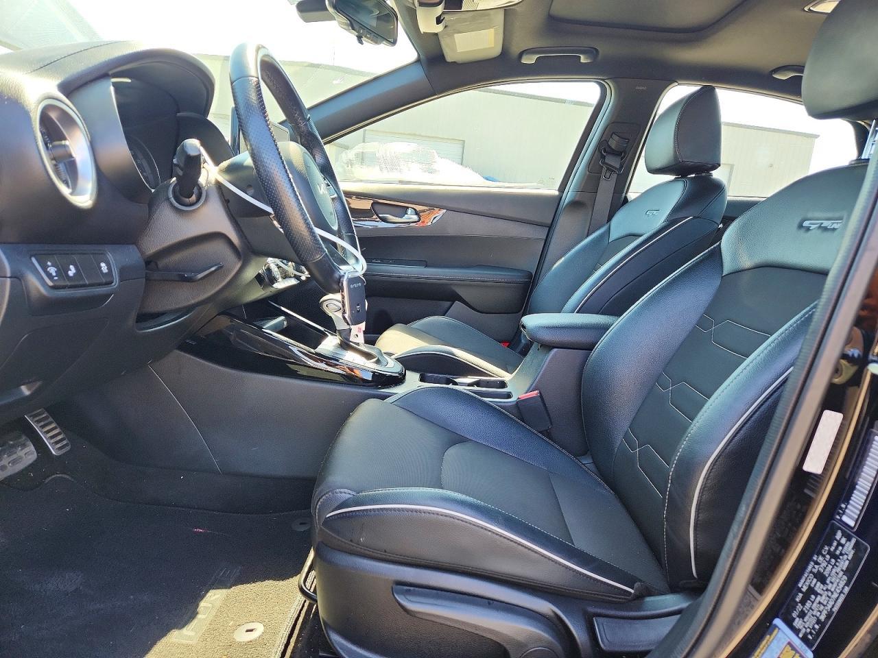 2022 Kia Forte Gt Line - Image 7