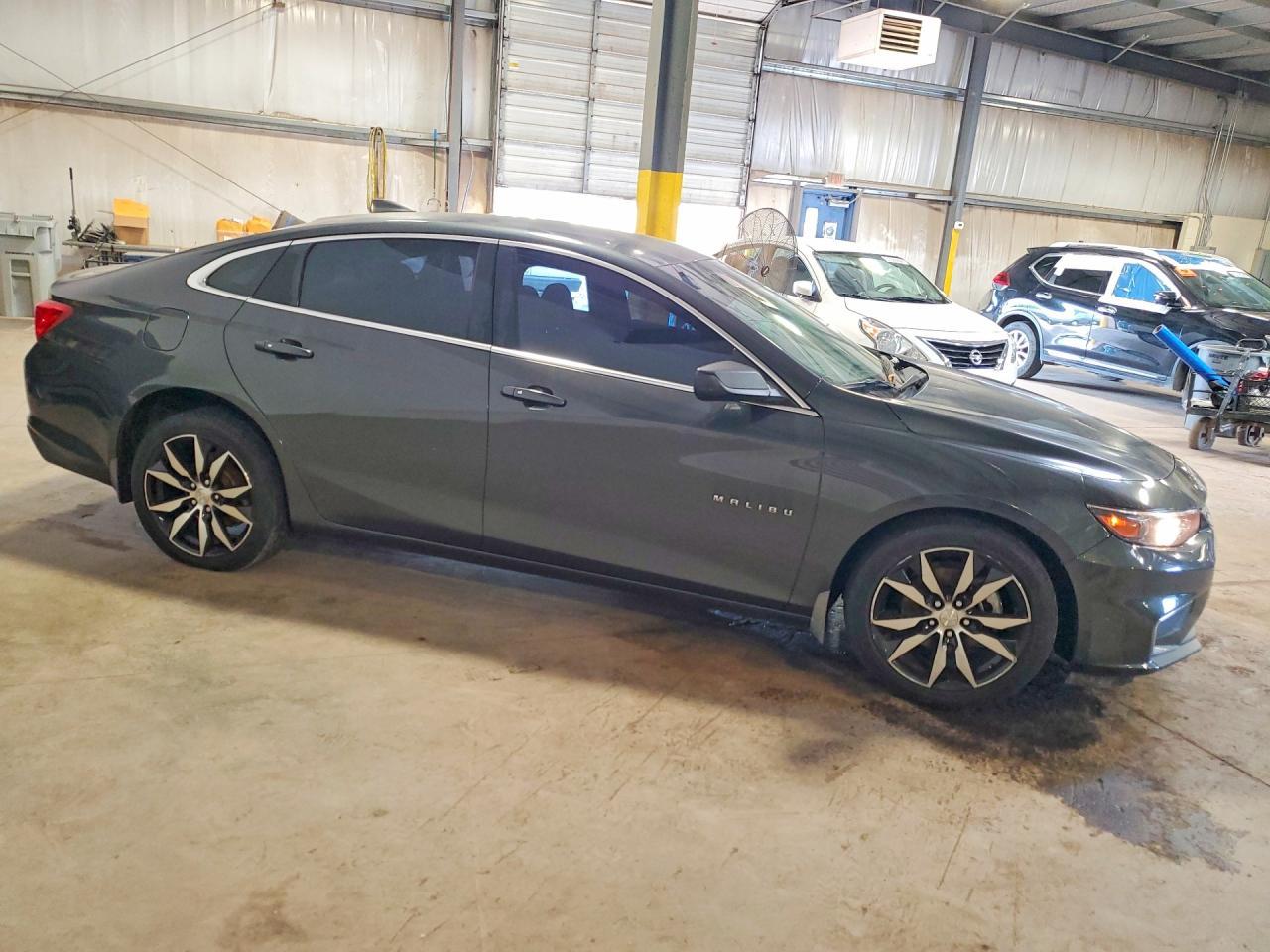 2017 Chevrolet Malibu Ls - Фото 4
