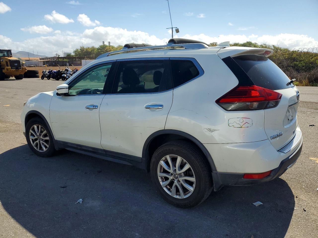 2017 Nissan Rogue Sv - Фото 2