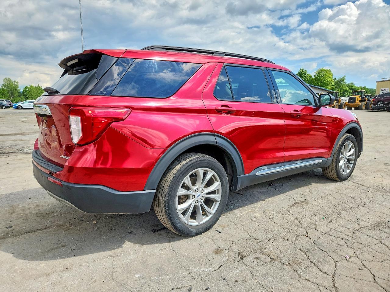2023 Ford Explorer Xlt - Фото 3