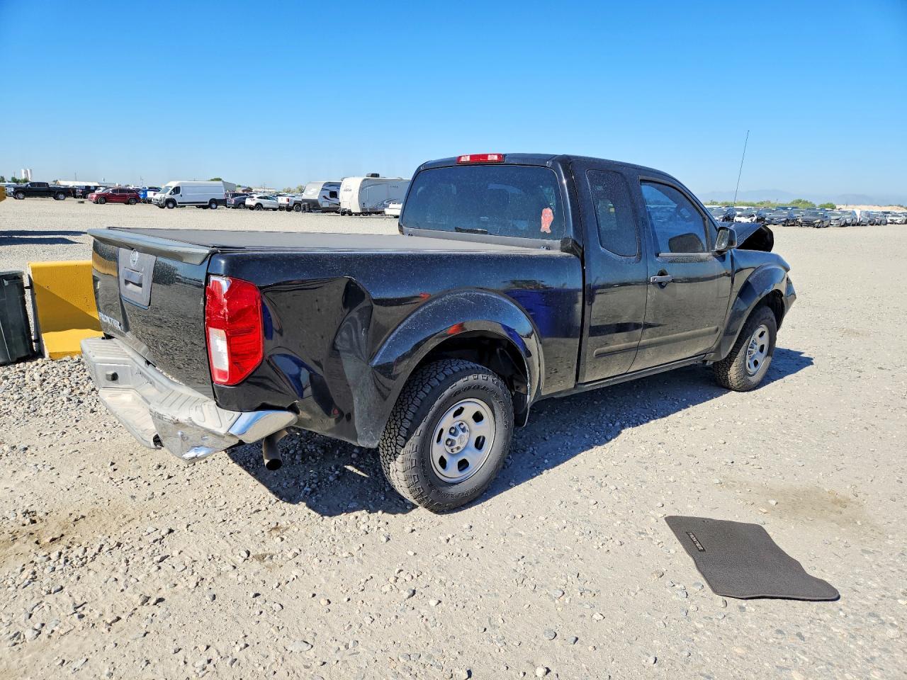 2016 Nissan Frontier S - Фото 3