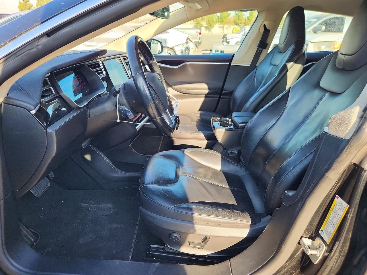2014 Tesla Model S - Фото 7