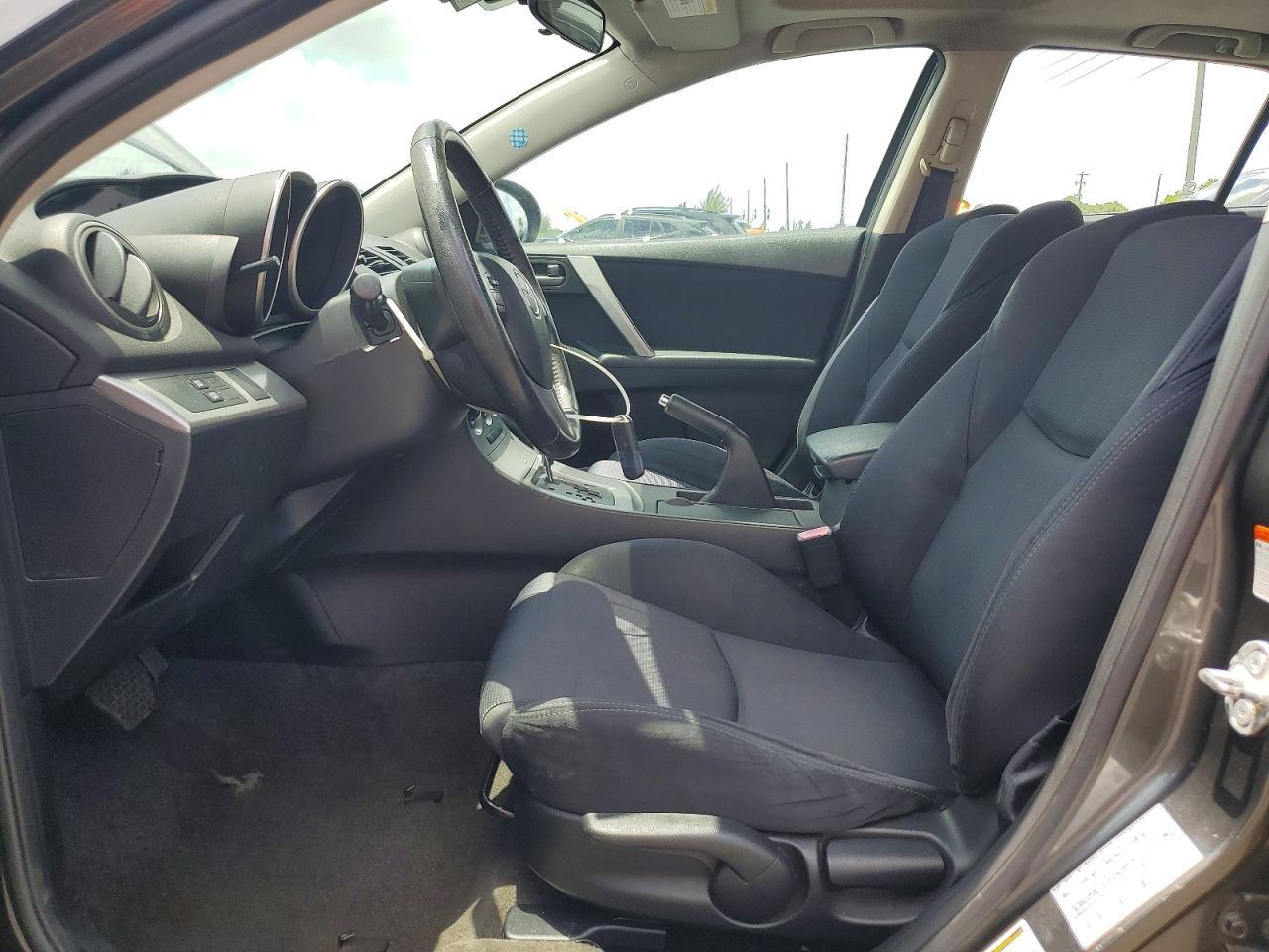 2011 Mazda 3 S - Фото 7