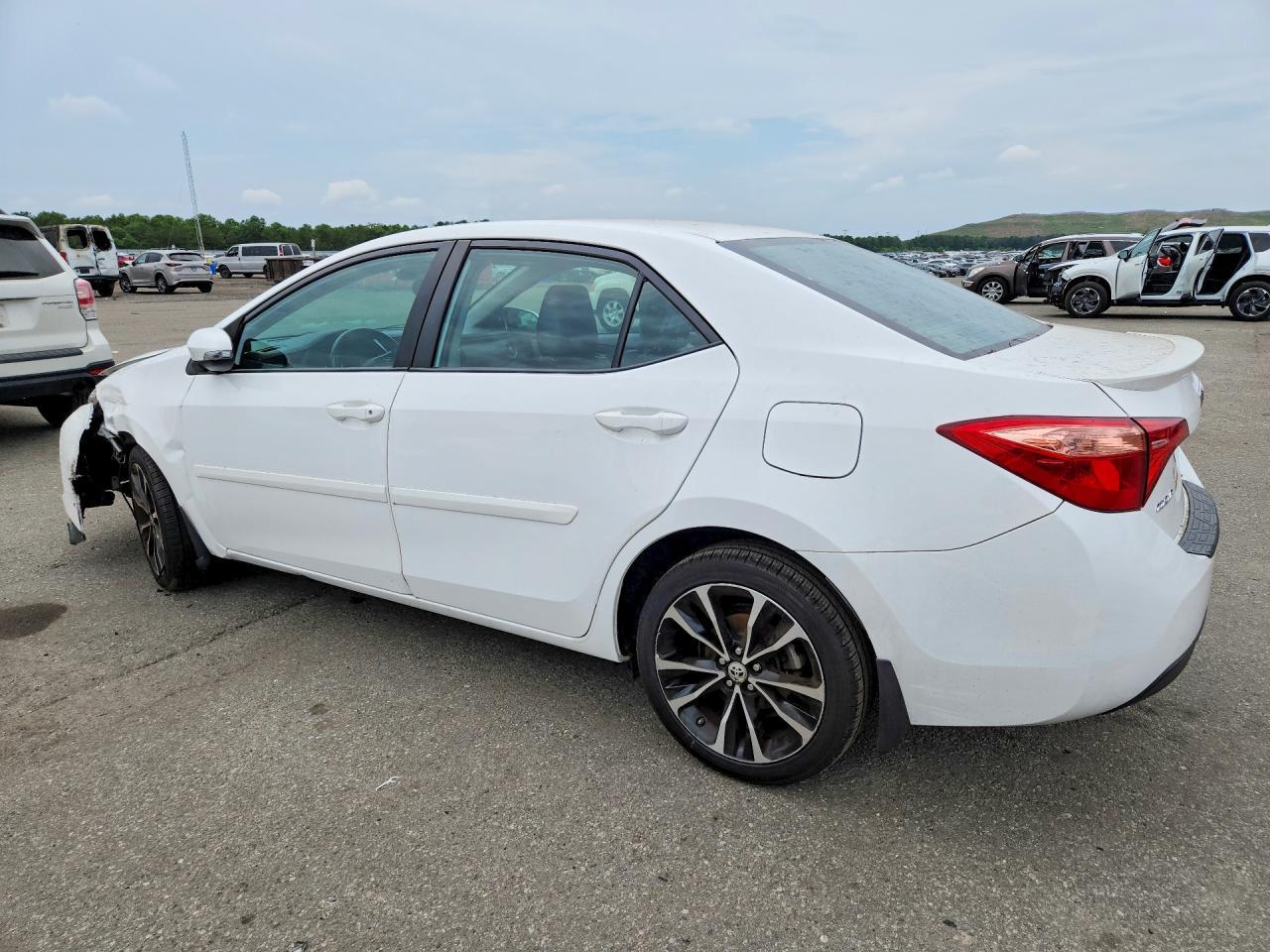 2019 Toyota Corolla Se - Фото 2