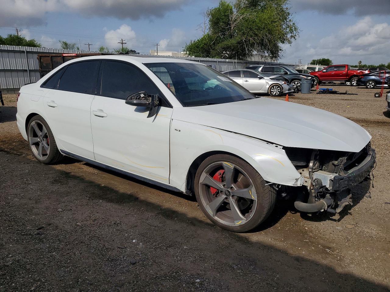 2023 Audi A4 Premium Plus 45 - Фото 4