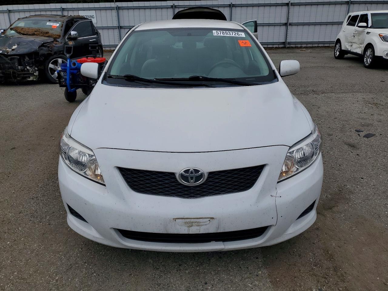 2010 Toyota Corolla Le - Image 5