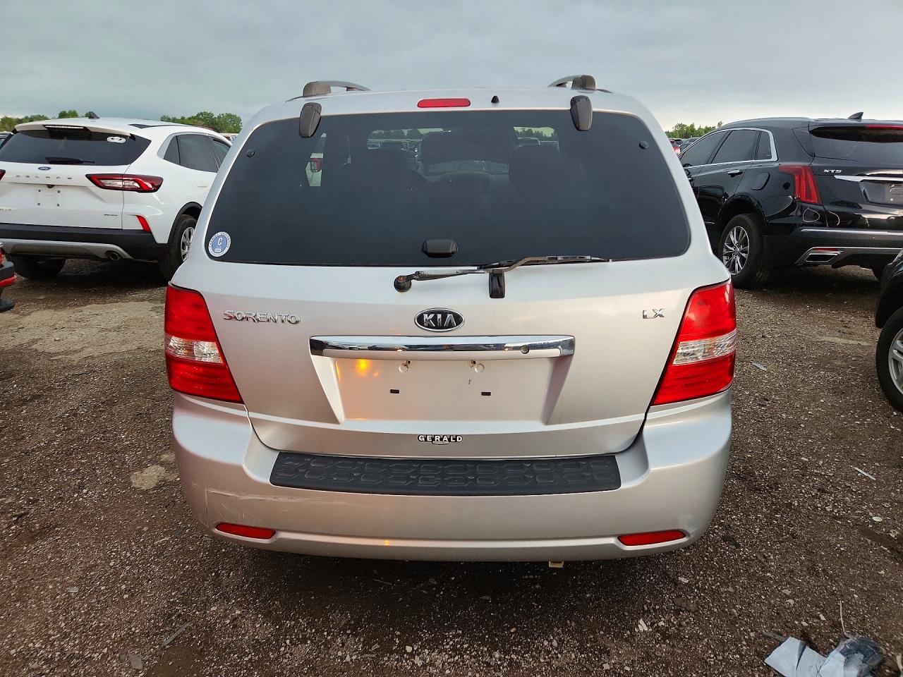2008 Kia Sorento Base - Фото 6