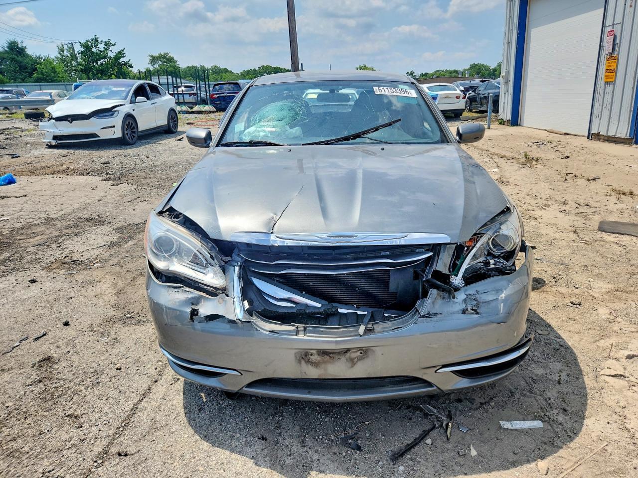 2012 Chrysler 200 Touring - Фото 5