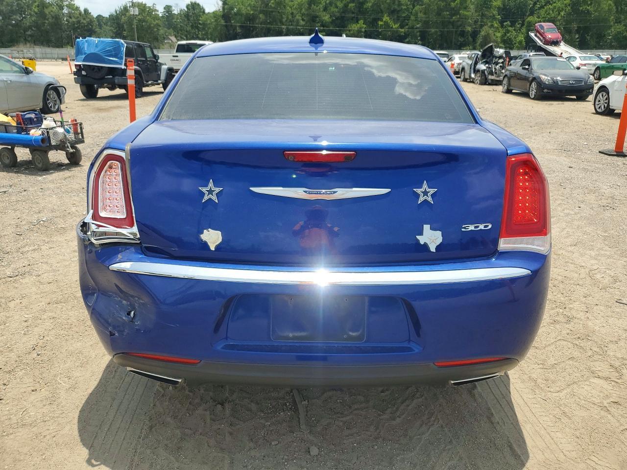 2019 Chrysler 300 Limited - Фото 6