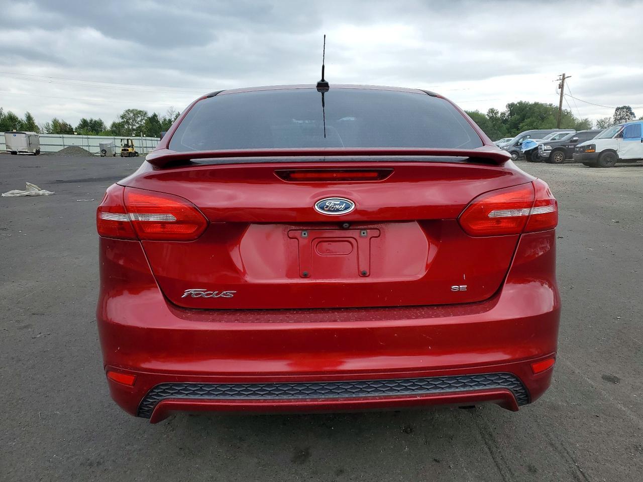 2015 Ford Focus Se - Фото 6