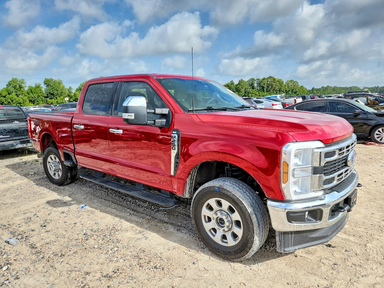 2024 Ford F250 Super Duty - Image 4