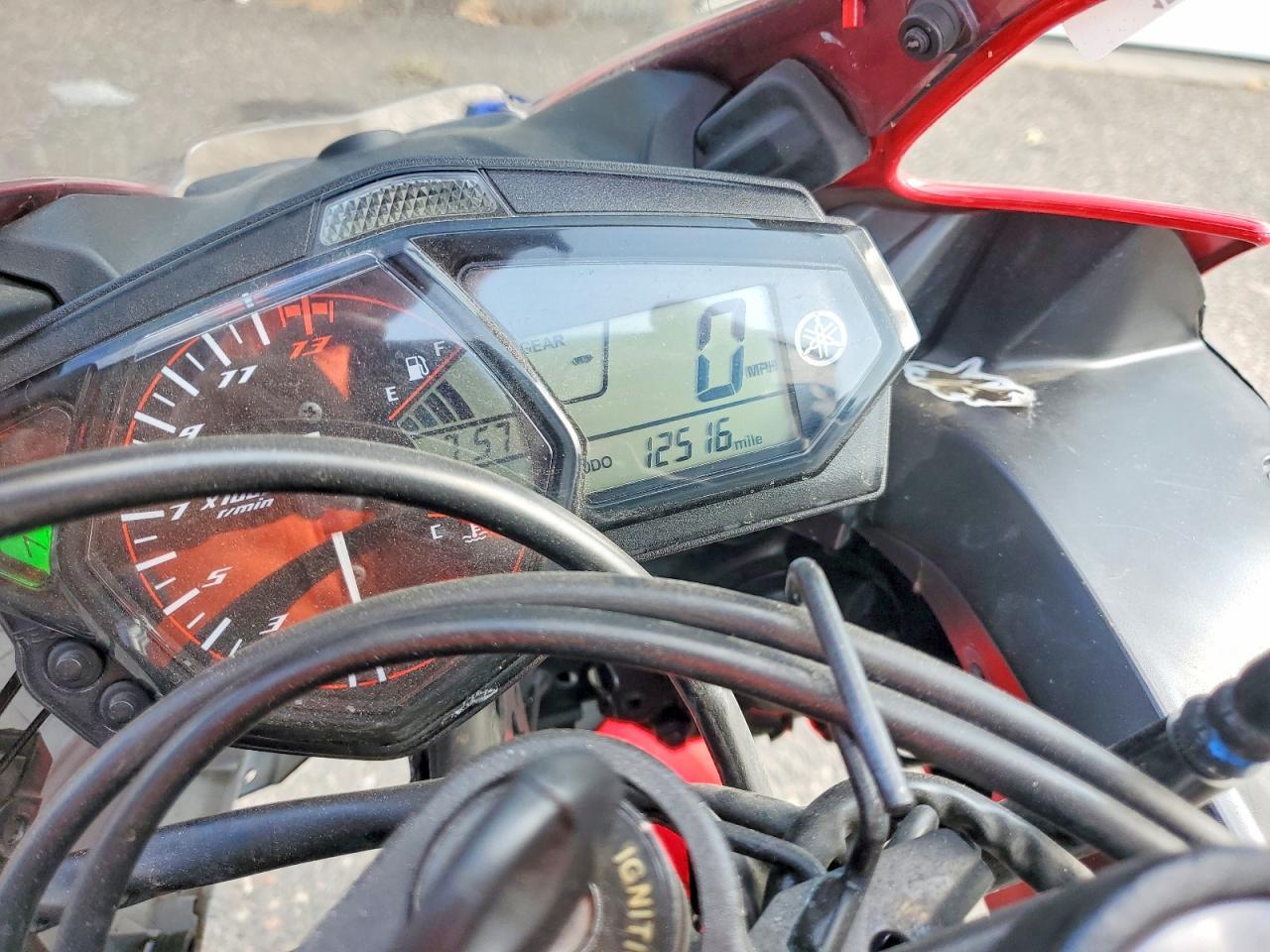 2015 Yamaha Yzf-R3 - Image 7