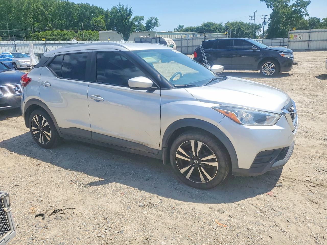 2018 Nissan Kicks Sv - Image 4