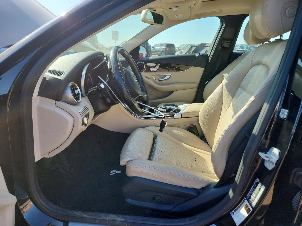2016 Mercedes-Benz C 300 4Matic - Image 7