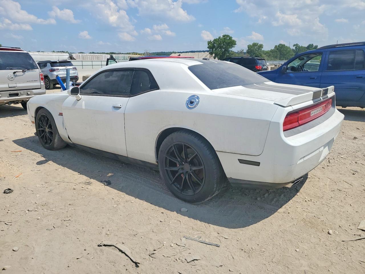 2013 Dodge Challenger Srt-8 - Image 2