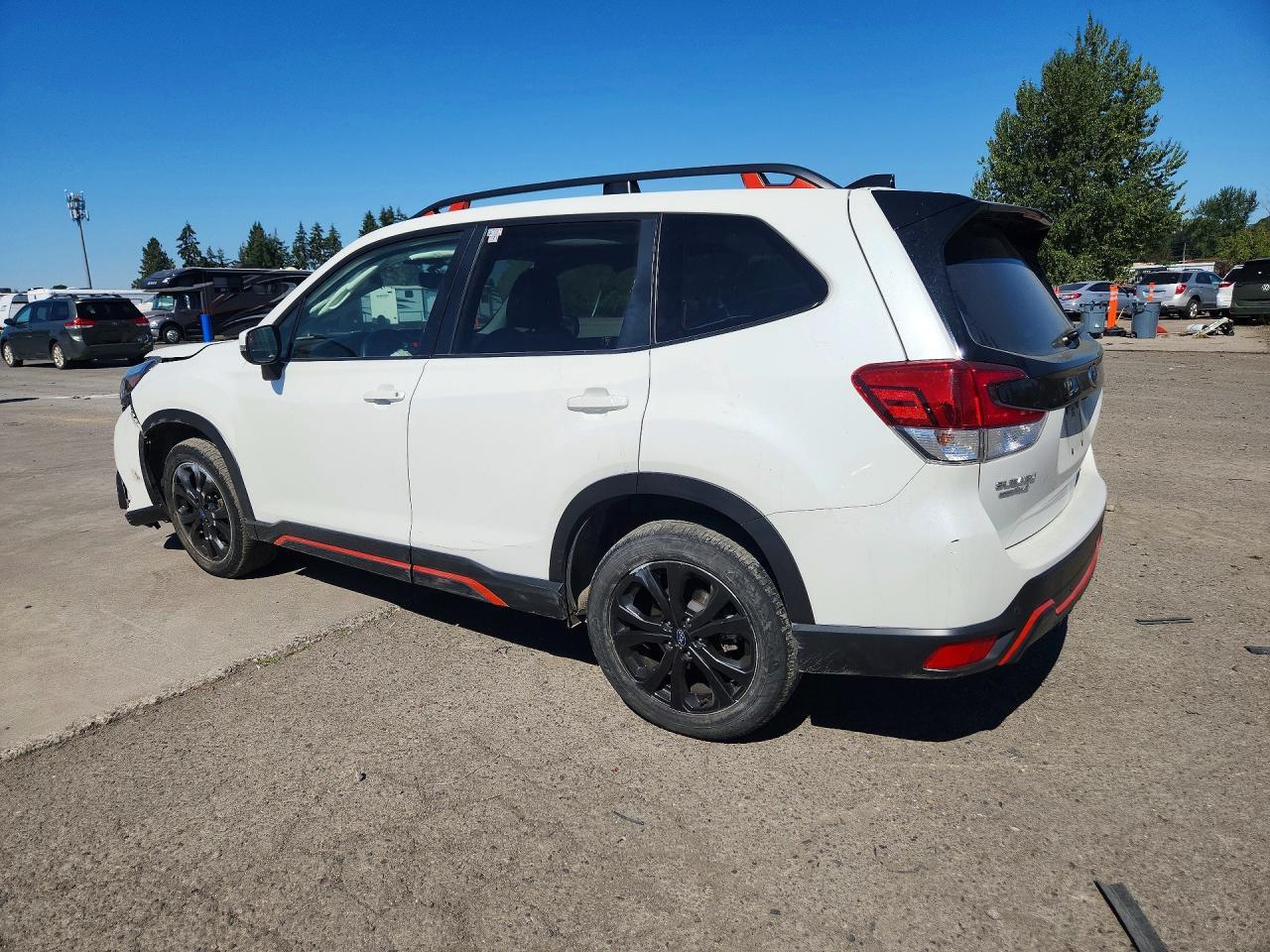 2024 Subaru Forester Sport - Фото 2