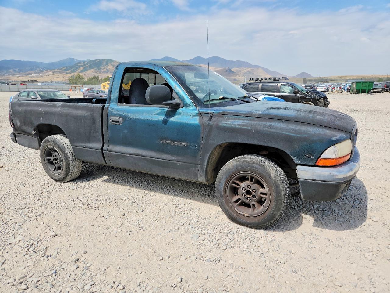 1999 Dodge Dakota - Image 4