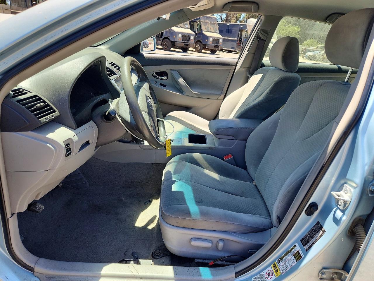 2009 Toyota Camry Le - Фото 7