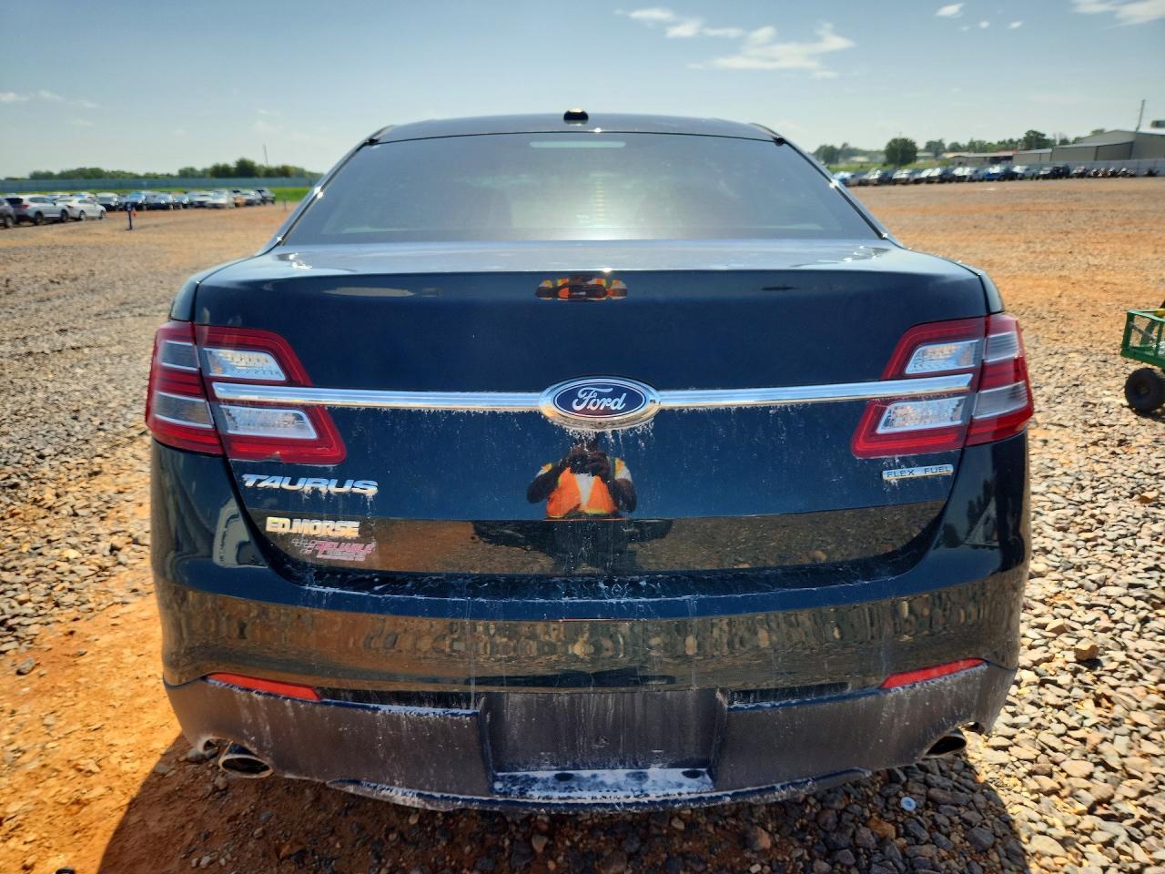 2018 Ford Taurus Se - Image 6