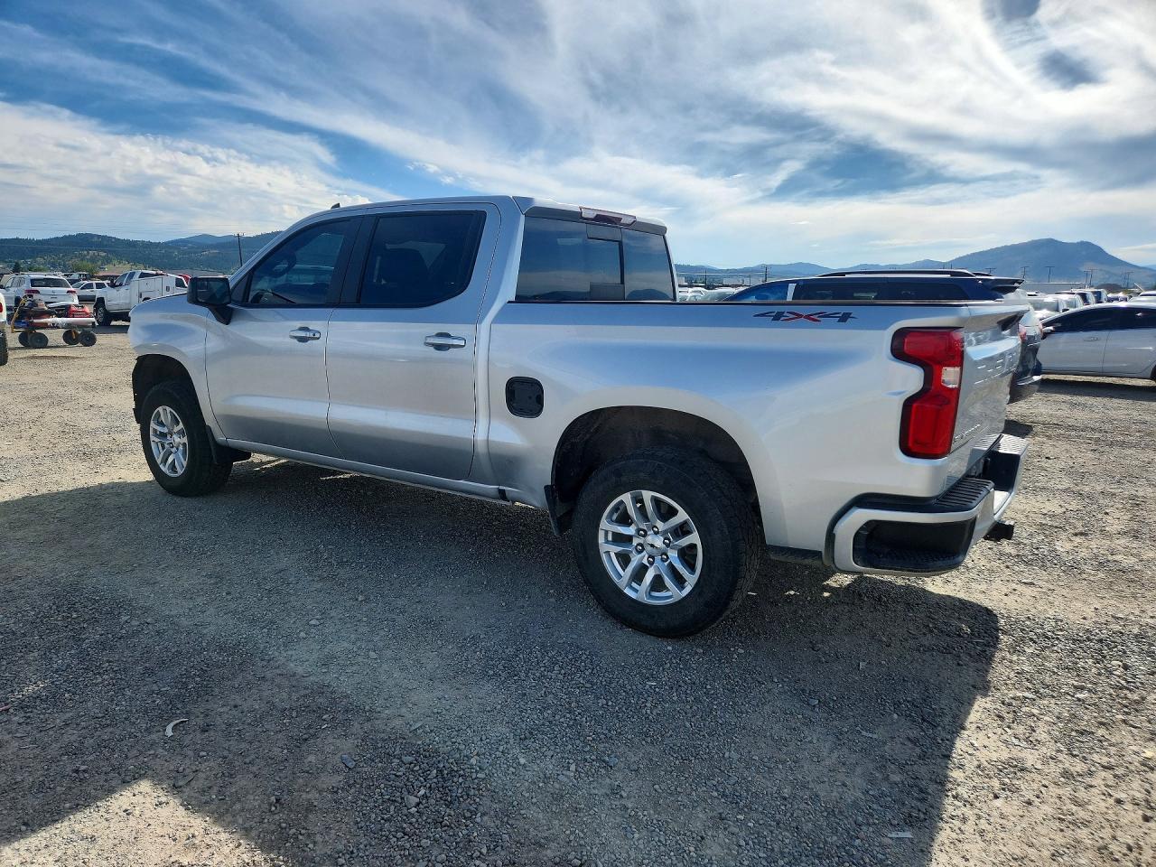 2020 Chevrolet Silverado K1500 Rst - Image 2