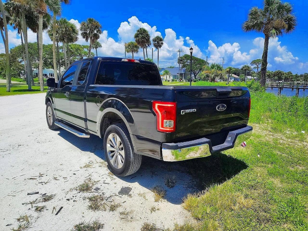2015 Ford F150 Super Cab - Фото 3
