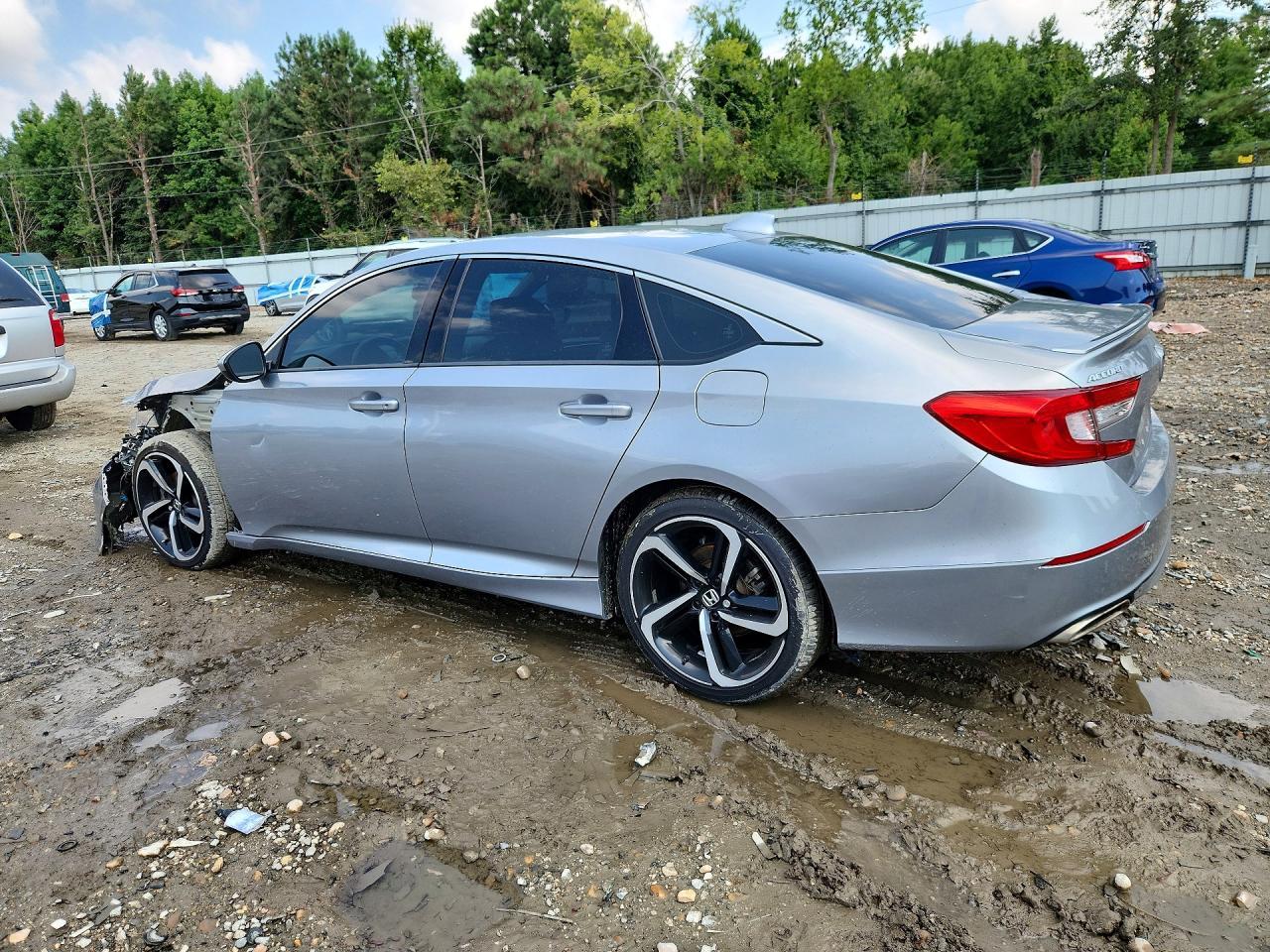 2018 Honda Accord Sport - Фото 2