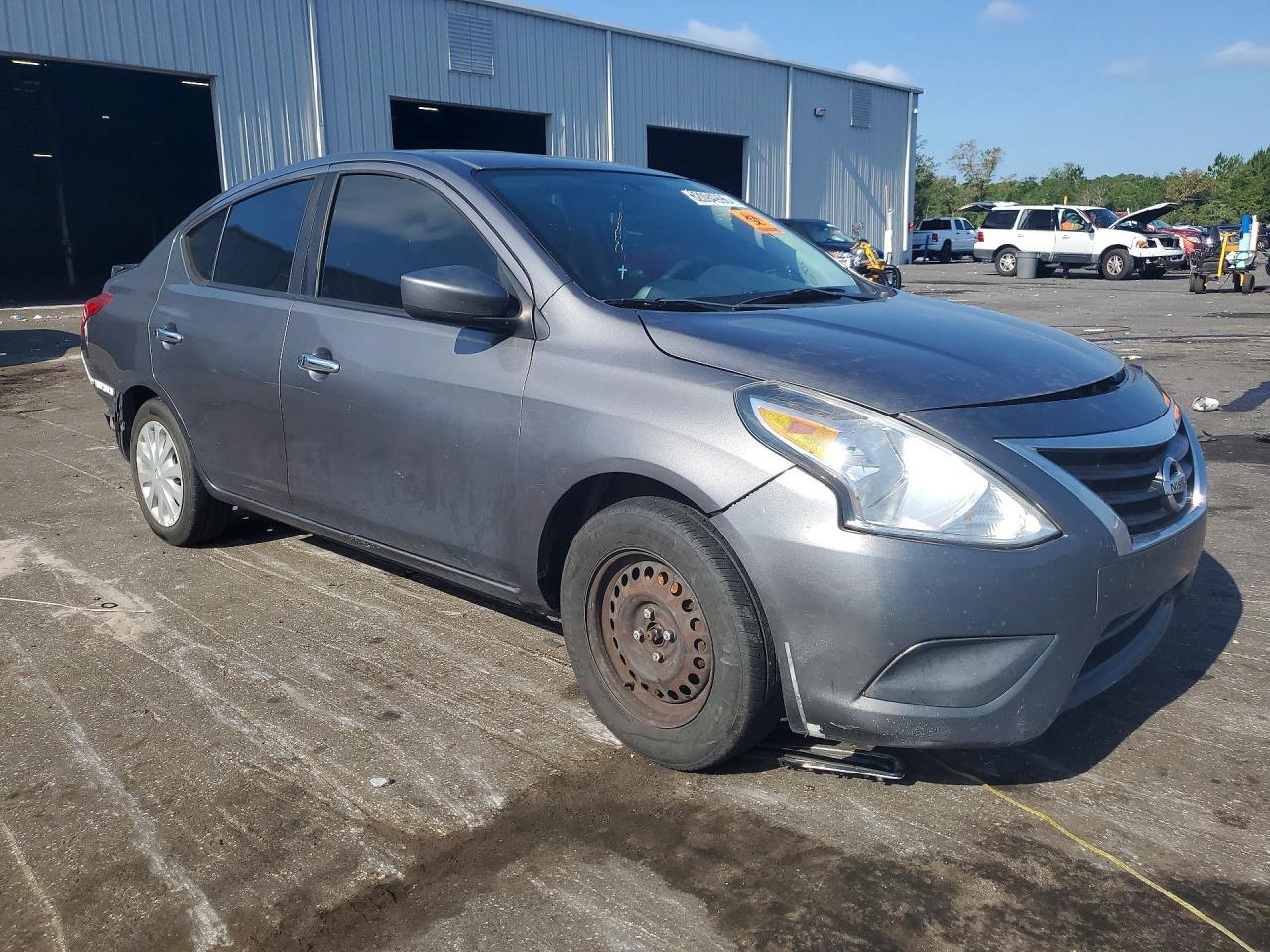 2017 Nissan Versa 1.6 Sv - Фото 4