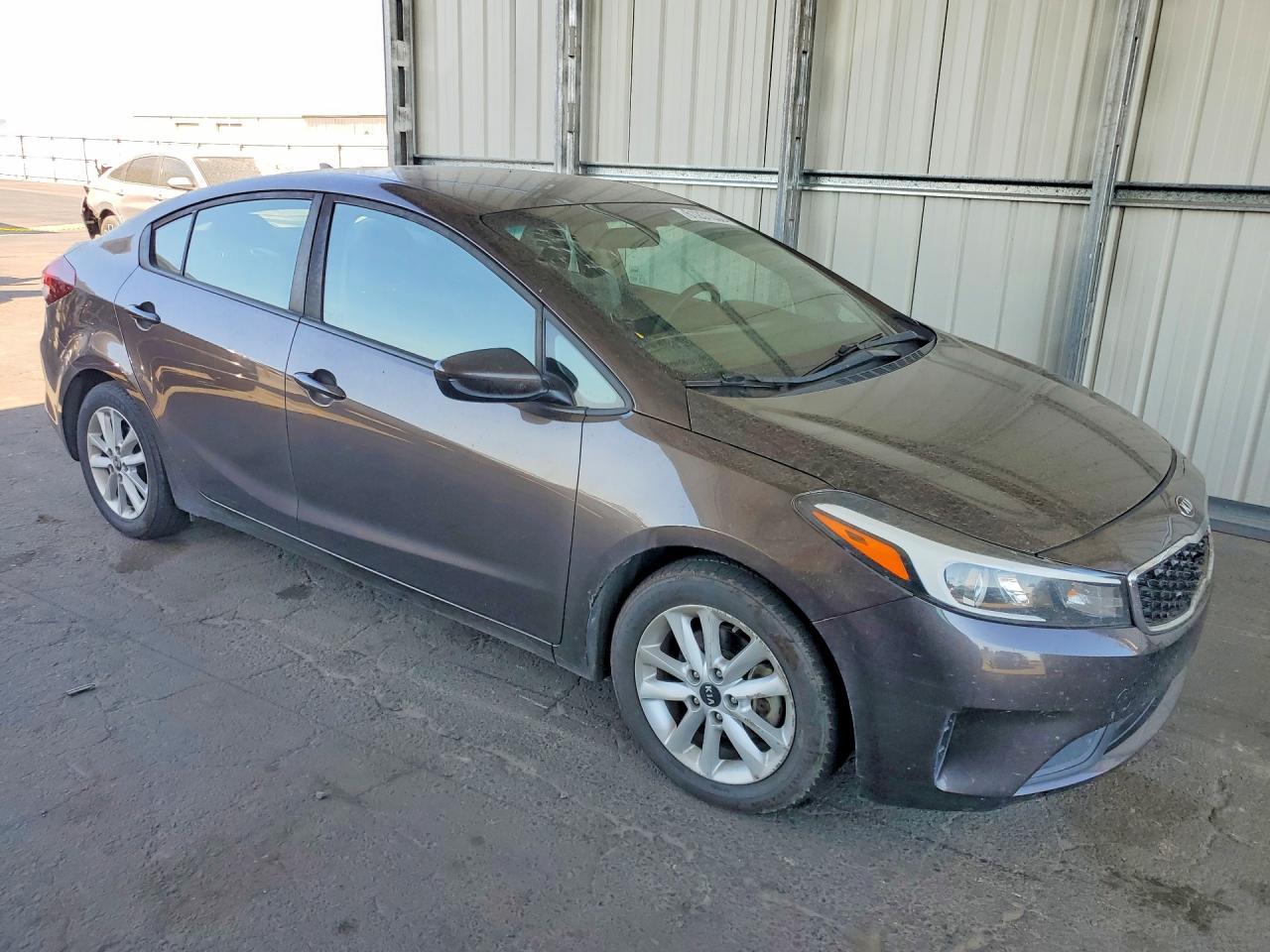 2017 Kia Forte Lx - Image 4