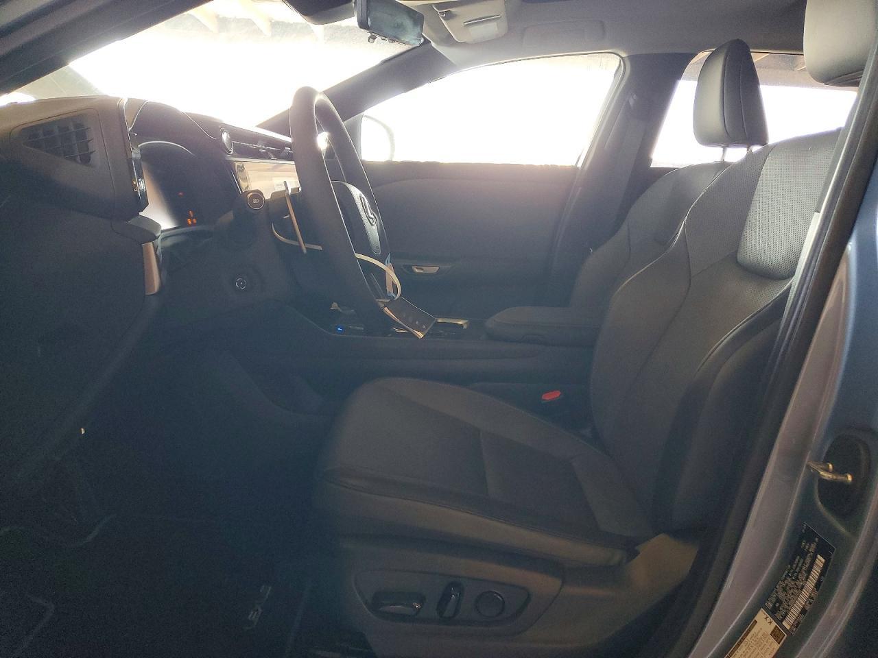 2024 Lexus Rz 300E - Фото 7