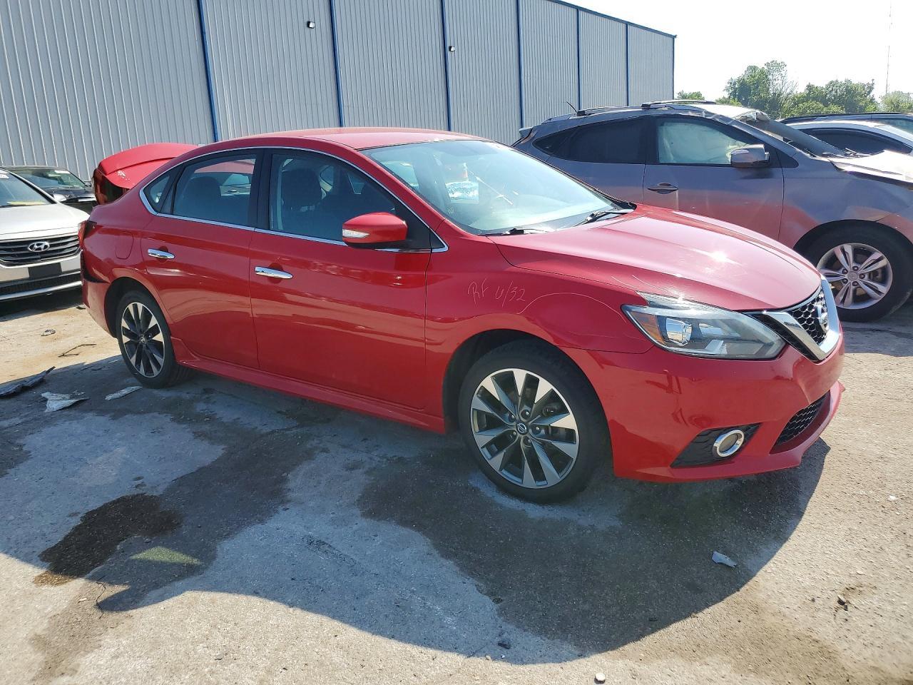 2019 Nissan Sentra Sr - Image 4