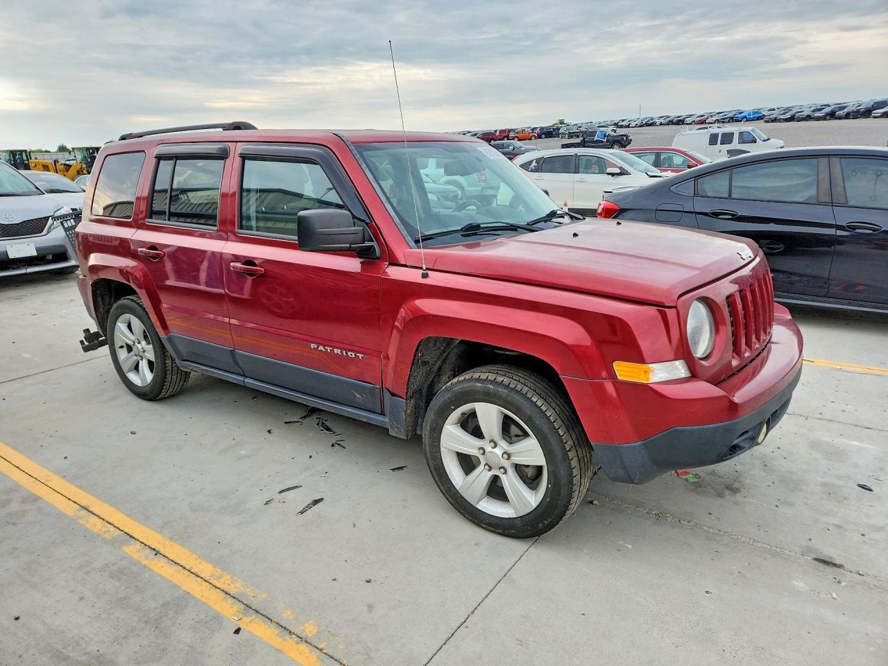 2016 Jeep Patriot Latitude - Фото 4