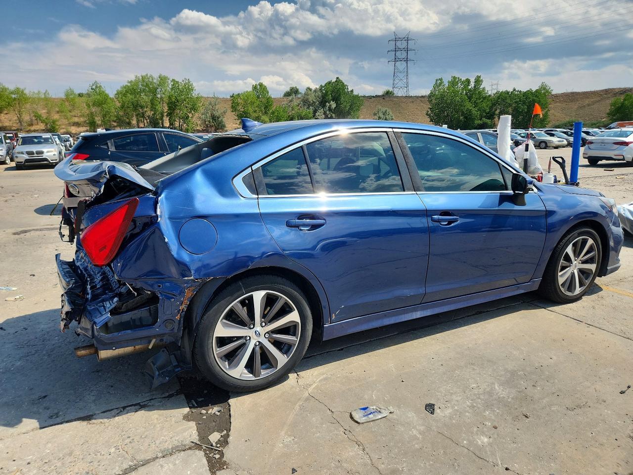 2019 Subaru Legacy 3.6R Limited - Image 3