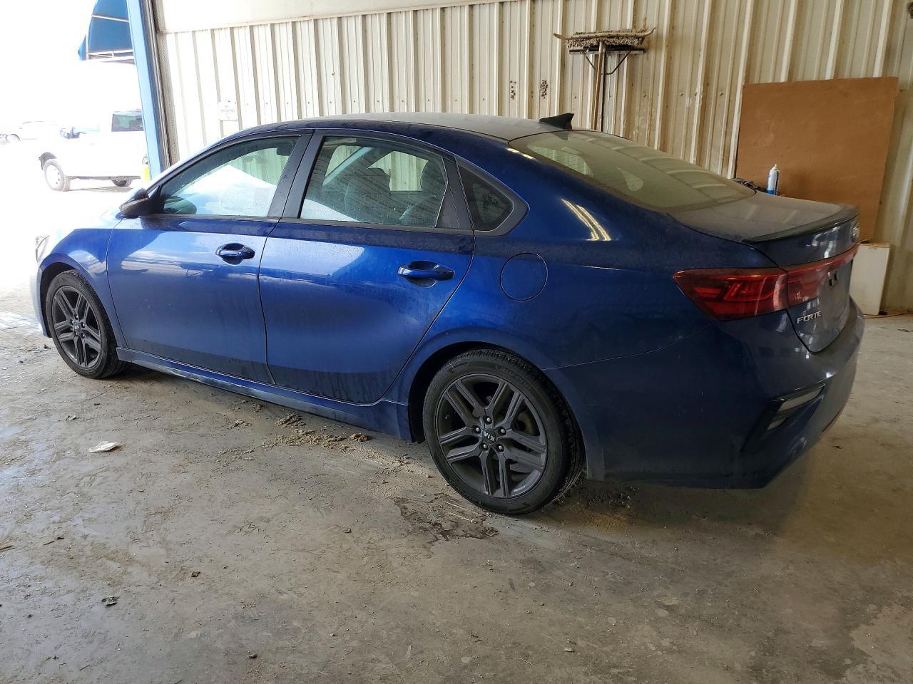 2020 Kia Forte Gt Line - Фото 2