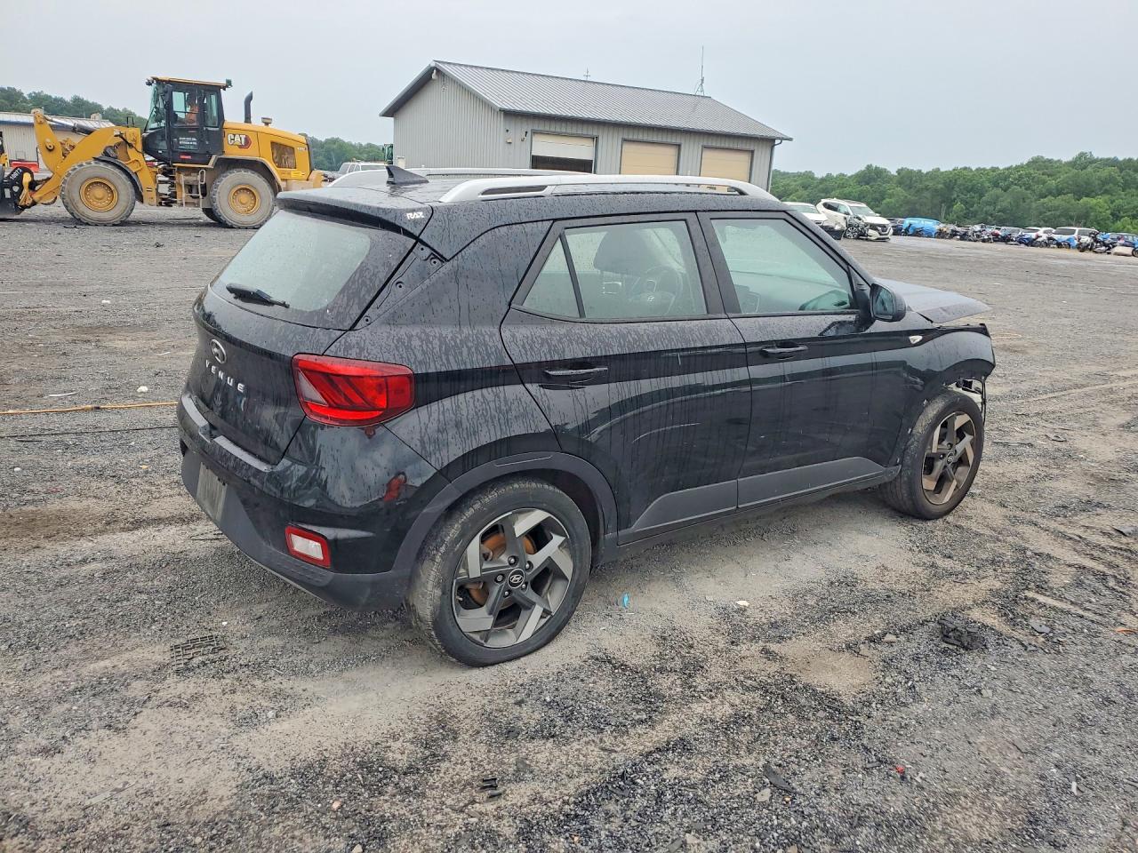 2021 Hyundai Venue Sel - Фото 3