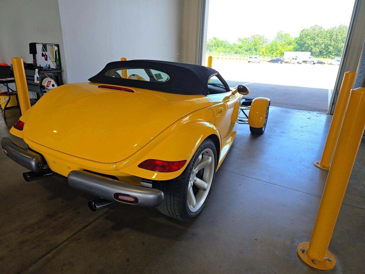 1999 Plymouth Prowler - Фото 4
