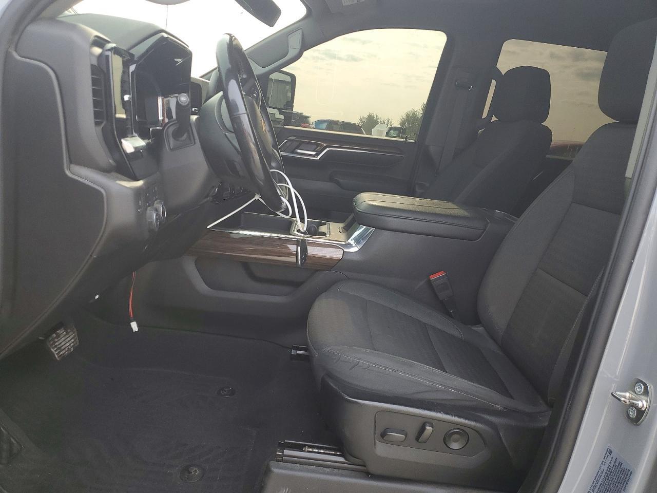 2024 Chevrolet Silverado K2500 Heavy Duty Lt - Image 7