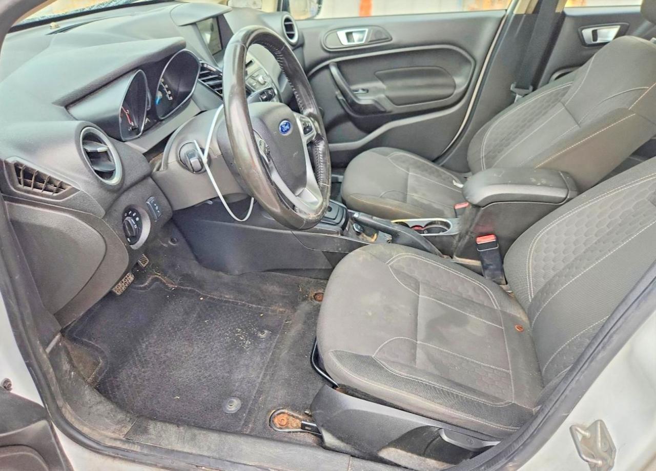 2016 Ford Fiesta Se - Фото 7