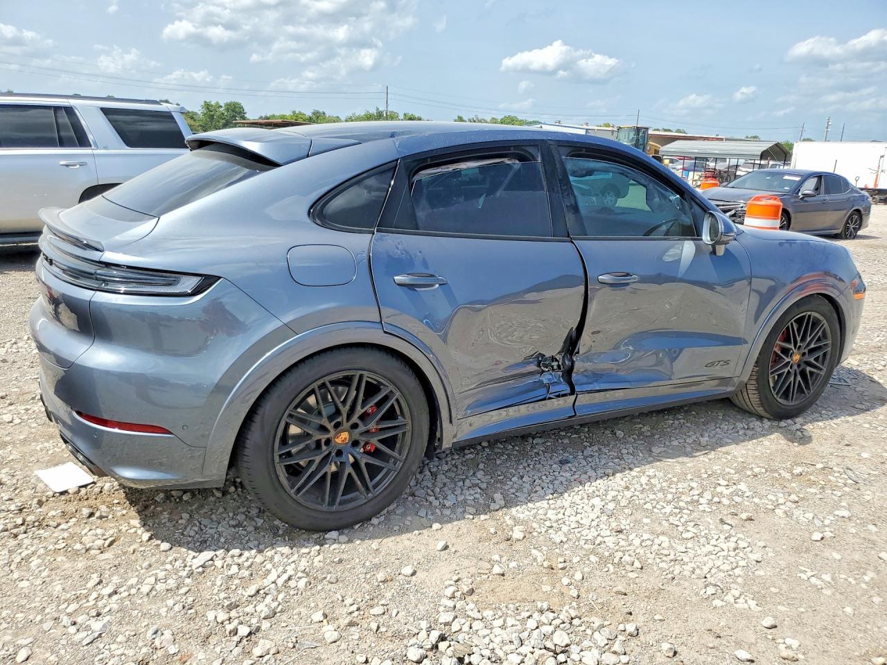 2026 Porsche Cayenne Gts Coupe - Image 3